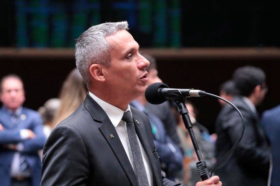 Campanha e comunicação do PL